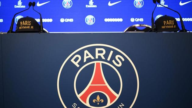 Neymar, as is always the case, had to speak to the media at the Parc des Princes after his unveiling. (AFP)