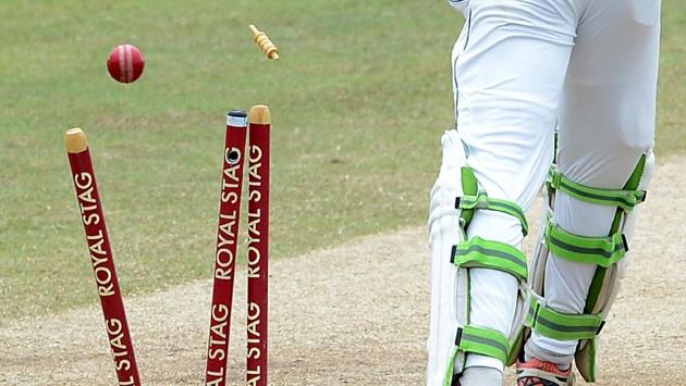 Sri Lanka got off to a yet another poor start in the second innings as Upul Tharanga was dismissed by Umesh Yadav in the third over of the innings. (AFP)
