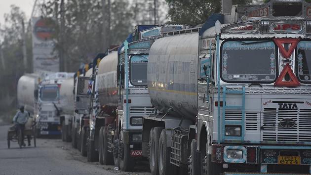 The NGT has asked for details about trucks transporting diesel. (Raj K Raj/HT PHOTO) The NGT has asked for details about trucks transporting diesel. (Raj K Raj/HT PHOTO)