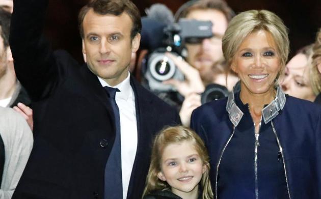 More Than 160 000 Oppose Brigitte Macron As France S First Lady Hindustan Times