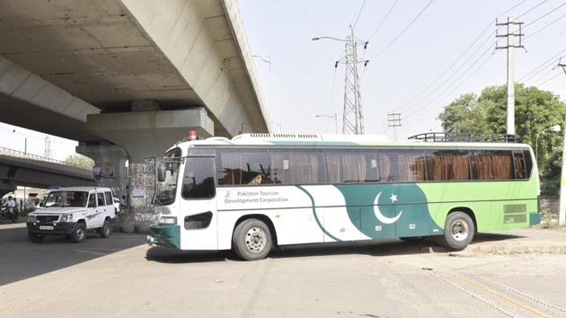 Indo -Pakistan dosti bus, that leaving the terminal for Nankana Sahib in Pakistani with zero passengers on board, Amritsar on May 24.(HT File Photo)