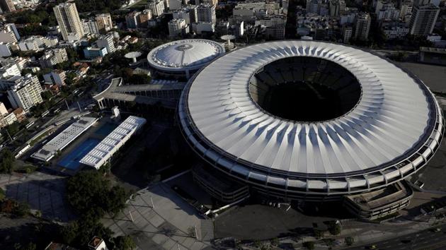 A birds eye view of the iconic Maracana stadium, one of the world’s greatest footballing arenas lies abandoned following dispute which mostly involved bureaucratic blame games. (Ricardo Moraes/REUTERS)