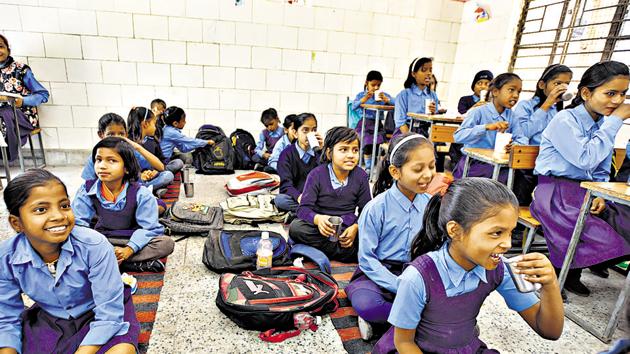 One of the most worrying trends seen in the last five years is decreasing enrolment. The number of students studying in these schools has gone down by 10-20% since 2012.(Sushil Kumar/HT PHOTO)