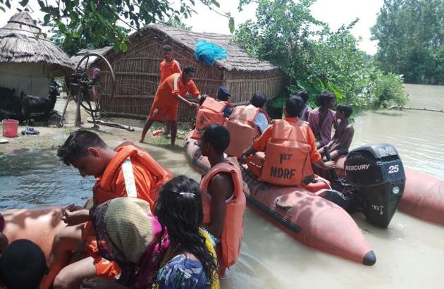 NDRF team in action at Bahraich village. (HT Photo) NDRF team in action at Bahraich village. (HT Photo)