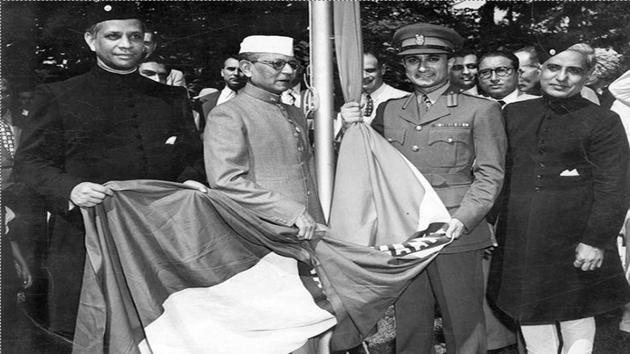 In the presence of Washington diplomats and high ranking US Army and Navy officers, Ambassador Asaf Ali hoists the Indian flag at the Indian embassy in ceremonies marking the country's independence from British rule. (ACME) In the presence of Washington diplomats and high ranking US Army and Navy officers, Ambassador Asaf Ali hoists the Indian flag at the Indian embassy in ceremonies marking the country's independence from British rule. (ACME)