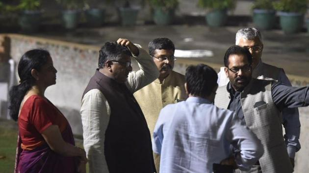 Senior BJP leaders Ravi Shankar Prashad , Nirmla Sitaraman , Dharmendra Pradhan , Muktar Abbas Naqvi , and Piyush Goel at Election Commission in New Delhi on Tuesday.(Ravi Choudhary/HT Photo)