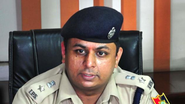 Chandigarh senior superintendent of police Eish Singhal.(HT Photo) Chandigarh senior superintendent of police Eish Singhal.(HT Photo)