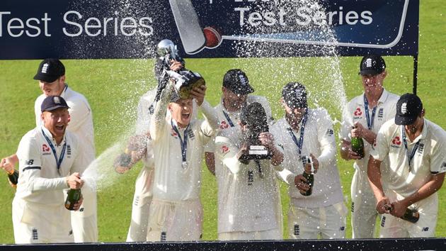 England players celebrate after defeating South Africa 3-1 in the four-Test series at home.(AFP) England players celebrate after defeating South Africa 3-1 in the four-Test series at home.(AFP)