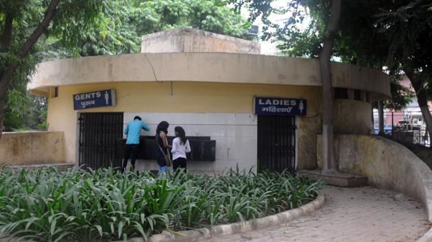 Representative image: The survey found that Haryana and Kerala had the maximum toilet coverage at 99%. (HT Photo) Representative image: The survey found that Haryana and Kerala had the maximum toilet coverage at 99%. (HT Photo)
