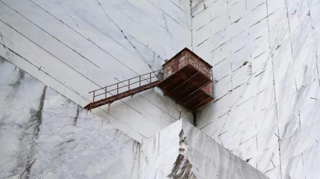 A refuge is seen at the Cervaiole marble quarry on Monte Altissimo in Tuscany, Italy. In the three centuries following Michelangelo’s time, the Altissimo quarries went through cycles of abandonment and re-discovery. (Alessandro Bianchi / REUTERS)