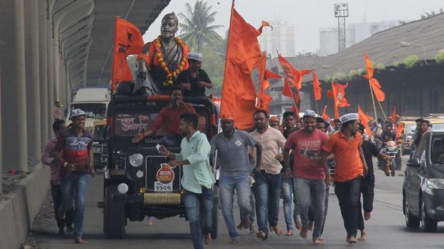 At the end of the rally, CM Devendra Fadnavis promised Marathas concession in fees to 605 educational courses, interest-free loans up to Rs10 lakh for self-employment, Rs5 crore to each district for the construction of hostels and setting up of a district-wise committee to decide on cases filed under the Atrocities Act. (Bhushan Koyande/HT photo) 