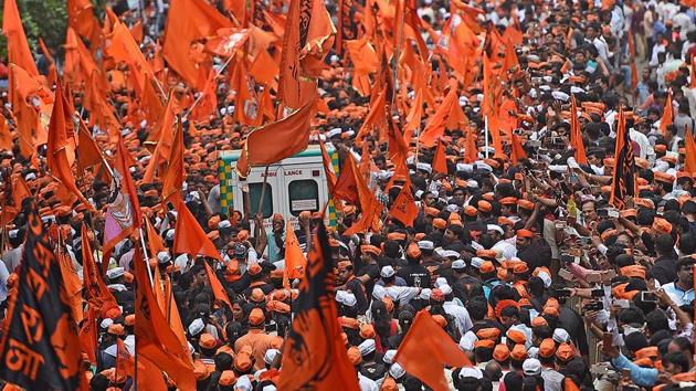 Though the protest is known to be a ‘muk morcha’ (silent protest), slogans like ‘Ek Maratha, lakh Maratha’, ‘Ek karod Maratha’ and ‘Jai Bhavani, Jai Shivaji’ were repeated many times at Azad Maidan.  (Satyabrata Tripathy/HT Photo) 