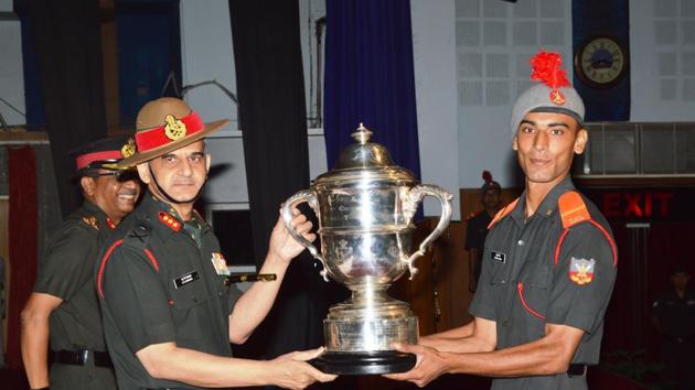 The Union Public Service Commission (UPSC) on Wednesday issued a notification announcing date and procedure for applying for Combined Defence Services Examination (II), 2017 on its official website. (HT file) The Union Public Service Commission (UPSC) on Wednesday issued a notification announcing date and procedure for applying for Combined Defence Services Examination (II), 2017 on its official website. (HT file)