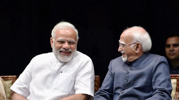 Outgoing vice president Hamid Ansari with Prime Minister Narendra Modi during his farewell function at GMC Balayogi Auditorium at Parliament in New Delhi.(PTI Photo) Outgoing vice president Hamid Ansari with Prime Minister Narendra Modi during his farewell function at GMC Balayogi Auditorium at Parliament in New Delhi.(PTI Photo)