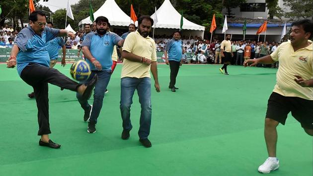 MASTERSTROKE: The game heats up (Anshuman Poyrekar/HT Photo) 