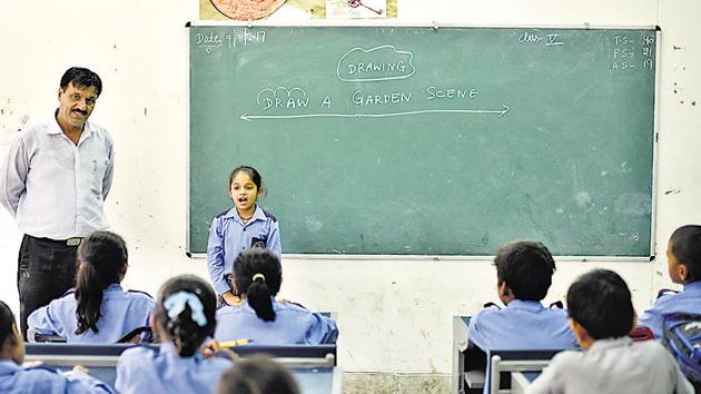 The collector learnt that students of class 7 don’t have a mathematics teacher.(Burhaan Kinu/HT Photo/ Picture for representation only) The collector learnt that students of class 7 don’t have a mathematics teacher.(Burhaan Kinu/HT Photo/ Picture for representation only)