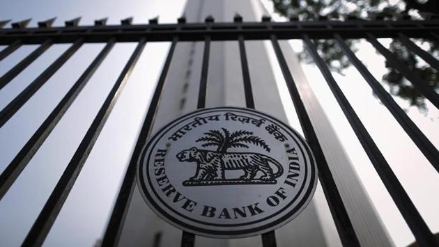 The Reserve Bank of India (RBI) seal is pictured on a gate outside the RBI headquarters in Mumbai October 29, 2013.(Reuters File Photo)