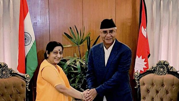 External affairs minister Sushma Swaraj and Nepal Prime Minister Sher Bahadur Deuba in Kathmandu on August 10, 2017.(PTI)