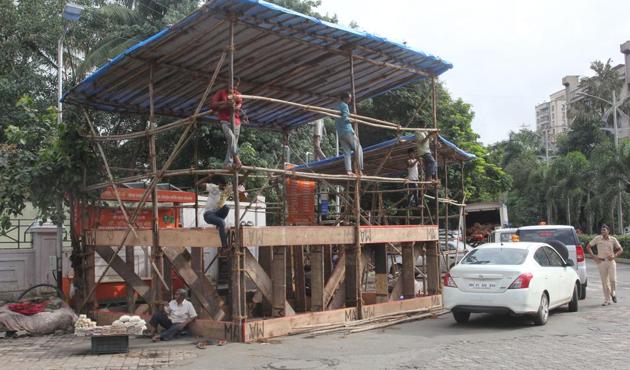 Preparations underway for Thane Mayor Varsha Marathon that will be held on Sunday. (Praful Gangurde) Preparations underway for Thane Mayor Varsha Marathon that will be held on Sunday. (Praful Gangurde)