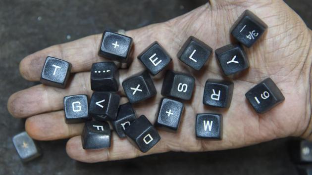 The Maharashtra government’s message to typewriters still mashing away is loud and clear -- adapt or die as India digitises towards e-governance. Long relegated to history books in the West, typewriters are still a ubiquitous feature at legal chambers, police stations and official offices in India. (Indranil Mukherjee / AFP) The Maharashtra government’s message to typewriters still mashing away is loud and clear -- adapt or die as India digitises towards e-governance. Long relegated to history books in the West, typewriters are still a ubiquitous feature at legal chambers, police stations and official offices in India. (Indranil Mukherjee / AFP)