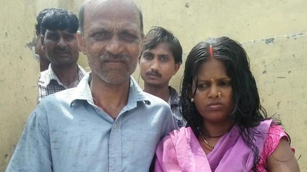 Usha showing her chopped hair in Ludhiana on Thursday. (HT Photo) Usha showing her chopped hair in Ludhiana on Thursday. (HT Photo)