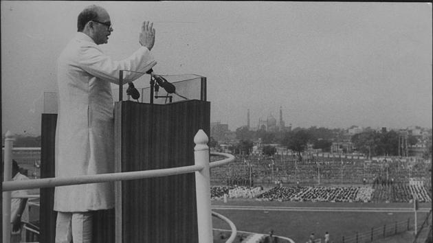 VP Singh during his speech as PM of India in 1990 addressed the nation and implemented the ‘Mandal Commission Report’ with a mandate to identify the socially and educationally backward. It was later met by violence across the nation mostly by the upper castes. In his speech, he said,’ If power in the hands of the rulers could be compared to a sword, it shall act against the exploiters.’ (HT  Photo) 
