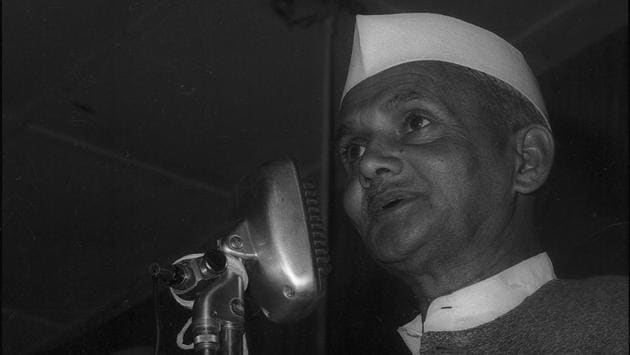 After the sudden demise of Nehru in 1964, a fortnight later Lal Bahadur Shastri was chosen as the 2nd Prime Minister of India. He is known for the famous slogan, ‘Jai Jawan, Jai Kisan’  delivered on the occasion of India’s 18th Independence Day. His slogan holds significance as India was recovering after the 1962 war with China and the country was facing a severe drought and food  shortage. His words reached the length and breadth of the country and resonated with the masses.  (HT Photos) 