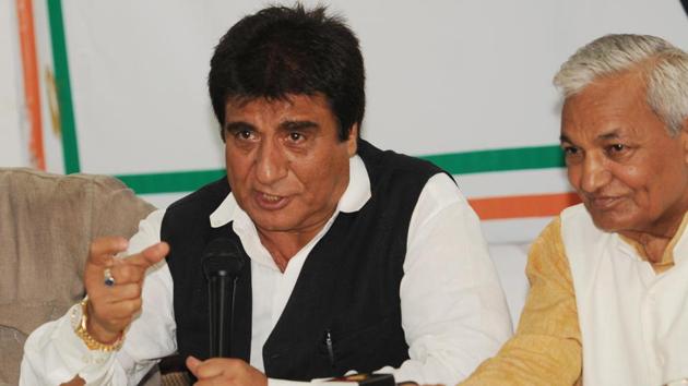 Uttar Pradesh Congress president Raj Babbar demands UP chief minister Yogi Adityanath’s resignation at a press conference at party office in Lucknow on Sunday. (Subhankar Chakraborty/HT) Uttar Pradesh Congress president Raj Babbar demands UP chief minister Yogi Adityanath’s resignation at a press conference at party office in Lucknow on Sunday. (Subhankar Chakraborty/HT)