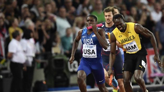 Bolt started slowing down as it became evident that the last race of his career would end without a medal. (REUTERS)