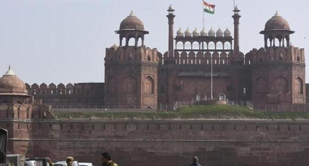 Flag hoisting and parade takes place at Red Fort. (HT file photo) Flag hoisting and parade takes place at Red Fort. (HT file photo)