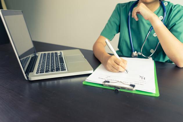 Public health trends on social media are more nuanced than looking for spikes of “I feel sick” or “flu.” (Shutterstock) Public health trends on social media are more nuanced than looking for spikes of “I feel sick” or “flu.” (Shutterstock)