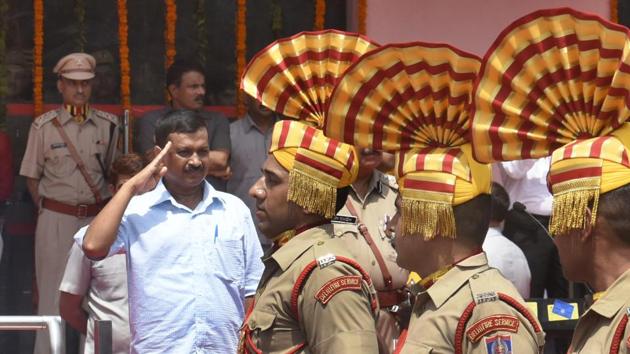 Chief minister Arvind Kejriwal inspects a parade at Chattarsal Stadium on Tuesday. (Sushil Kumar/HT PHOTO) Chief minister Arvind Kejriwal inspects a parade at Chattarsal Stadium on Tuesday. (Sushil Kumar/HT PHOTO)