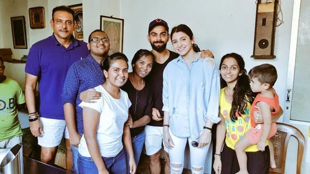 Anushka Sharma, Virat Kohli and Indian coach Ravi Shastri pose with Sri Lankan fans. (@VirushkaWorld/Twitter) Anushka Sharma, Virat Kohli and Indian coach Ravi Shastri pose with Sri Lankan fans. (@VirushkaWorld/Twitter)