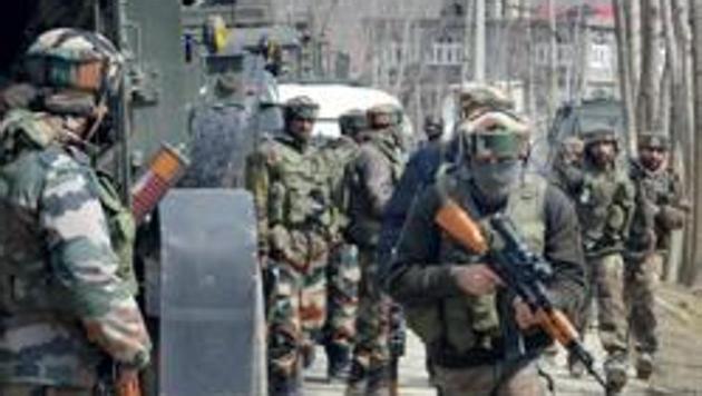 Army personnel engaged in an encounter in south Kashmir’s Pulwama in March 2017. (PTI File Photo)