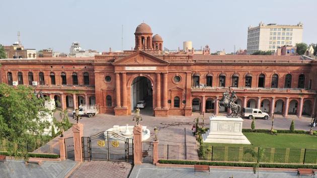 Located barely 32 kilometres from the border with Pakistan, the long-neglected red-brick Town Hall building at Katra Ahluwalia near the Golden Temple complex comes alive after undergoing two years of work in preparation for the grim stories that the exhibits in the 14 galleries inside unfold. To encourage more visitors tickets are priced at ₹10 (25 cents) for Indians and ₹150 ($2.30) for foreigners. (Ravi Kumar / HT Photo)