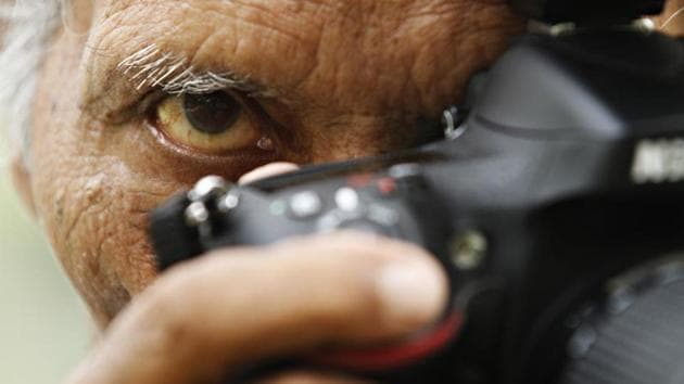 ‘He picked up his first camera in his 20s; his first camera was the Rolleiflex but he was a man who liked to work with various brands of camera. He had at least a hundred cameras. I believe the Nikon D800 was his favourite, it had 36 megapixels after all.’ said Raghu Rai on Paul’s enthusiasm for the camera.
