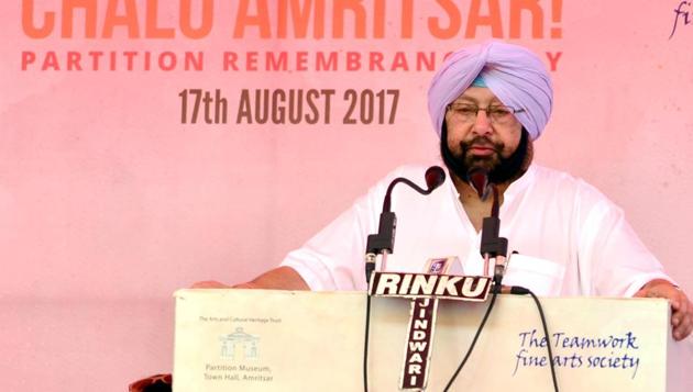 Captain Amarinder Singh, in his speech lauded the efforts of Lord Meghnad Desai in giving shape to the first-of-its-kind museum. (Sameer Sehgal/HT) Captain Amarinder Singh, in his speech lauded the efforts of Lord Meghnad Desai in giving shape to the first-of-its-kind museum. (Sameer Sehgal/HT)