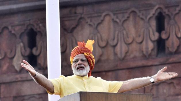 Prime Minister Narendra Modi addresses the nation on Independence Day at the Red Fort in New Delhi, August 15, 2017.(Arun Sharma/Hindustan Times) Prime Minister Narendra Modi addresses the nation on Independence Day at the Red Fort in New Delhi, August 15, 2017.(Arun Sharma/Hindustan Times)