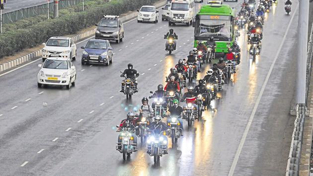 Bikers said rasy availability of superbikes is also a reason for a spurt in such accidents and unlike other countries, the insurance for bikes in India is also extremely cheap. (HT FILE) Bikers said rasy availability of superbikes is also a reason for a spurt in such accidents and unlike other countries, the insurance for bikes in India is also extremely cheap. (HT FILE)