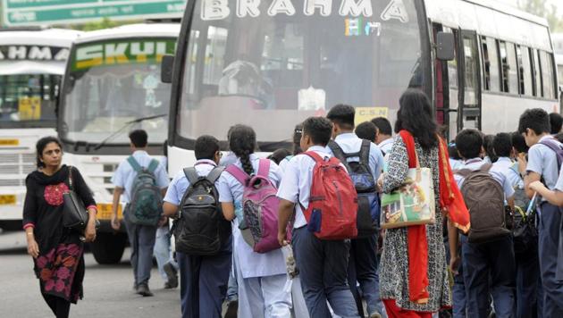 Some schools acknowledged that they had received the notice and did not conduct morning assembly session on Thursday. (Sunil Ghosh/HT Photo) Some schools acknowledged that they had received the notice and did not conduct morning assembly session on Thursday. (Sunil Ghosh/HT Photo)