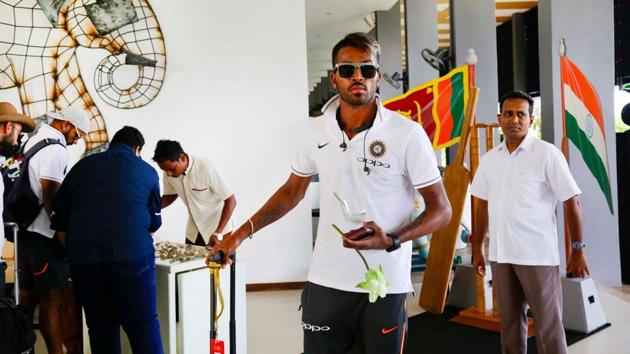 Hardik Pandya seen arriving at the team hotel. (Twitter/bcci)