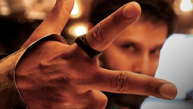 Vikram in a still from his upcoming film Sketch directed by Vijay Chander. Vikram in a still from his upcoming film Sketch directed by Vijay Chander.