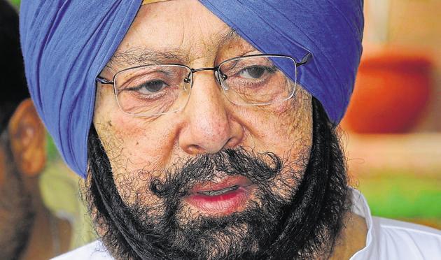 Amarinder said, his government, had earlier also raised the issue with the Centre and would pursue the case even more aggressively now that the decision on the hill states had been taken. (HT File Photo) Amarinder said, his government, had earlier also raised the issue with the Centre and would pursue the case even more aggressively now that the decision on the hill states had been taken. (HT File Photo)