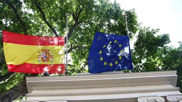 Flags fly at half mast at the Spanish embassy in London a day after a van in Las Ramblas in Barcelona crashed into pedestrians, killing 14 people in an attack claimed by the Islamic State. (Reuters) Flags fly at half mast at the Spanish embassy in London a day after a van in Las Ramblas in Barcelona crashed into pedestrians, killing 14 people in an attack claimed by the Islamic State. (Reuters)