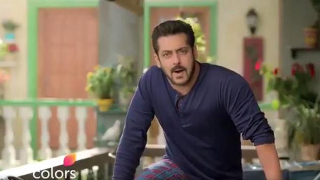 Salman Khan Bigg Boss 11 teaser reminds us of his film, Mujhse Shaaddi Karogi. Salman Khan Bigg Boss 11 teaser reminds us of his film, Mujhse Shaaddi Karogi.