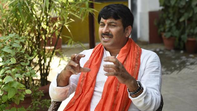 Apart from around eight lakh followers and friends of Manoj Tiwari on social media sites, the Facebook page of the party’s Delhi unit has more than 24 lakh followers.(Arvind Yadav/HT FILE)