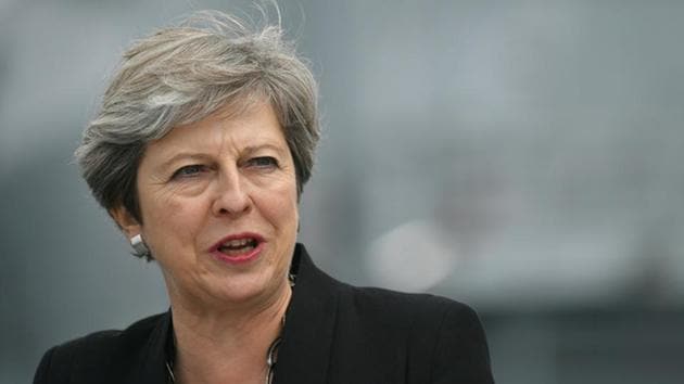 Britain's Prime Minister Theresa May stands on the flight deck as she speaks to crew members of the British aircraft carrier HMS Queen Elizabeth,August 16, 2017. (REUTERS) Britain's Prime Minister Theresa May stands on the flight deck as she speaks to crew members of the British aircraft carrier HMS Queen Elizabeth,August 16, 2017. (REUTERS)