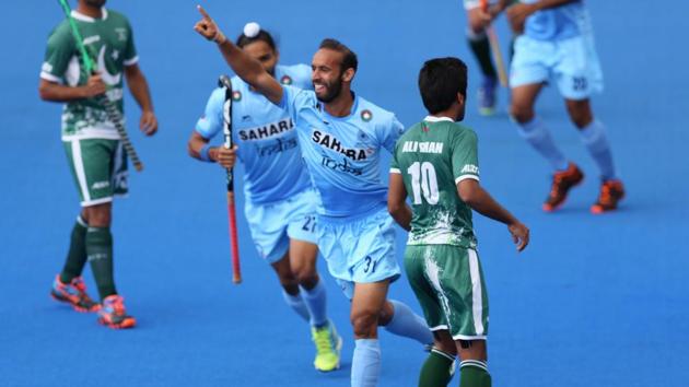 Ramandeep Singh celebrates scoring India’s first goal during the 5th-8th place match against Pakistan in the Hockey World League semi-final at Lee Valley Hockey and Tennis Centre in London on June 24, 2017. India will be highest ranked team in the Asia Cup in October.(Getty Images)
