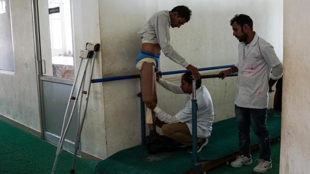 The quick turnover in production time, simple design, low-cost and durability make availability and fitting of the prosthesis a matter of hours requiring little maintenance afterwards. Amputees can arrive for a fitting or replacement Jaipur Foot and leave the same day. Saini considers it similar to ‘getting an all new gumboot’. (Chandan Khanna / AFP)