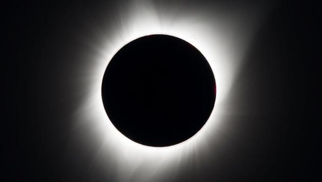 Black moon rising: Solar eclipse gives Americans an excuse for outings ...